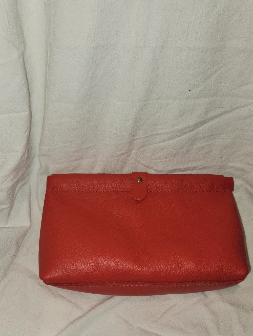 PLG Famed Framed Pouch In Poppy Red